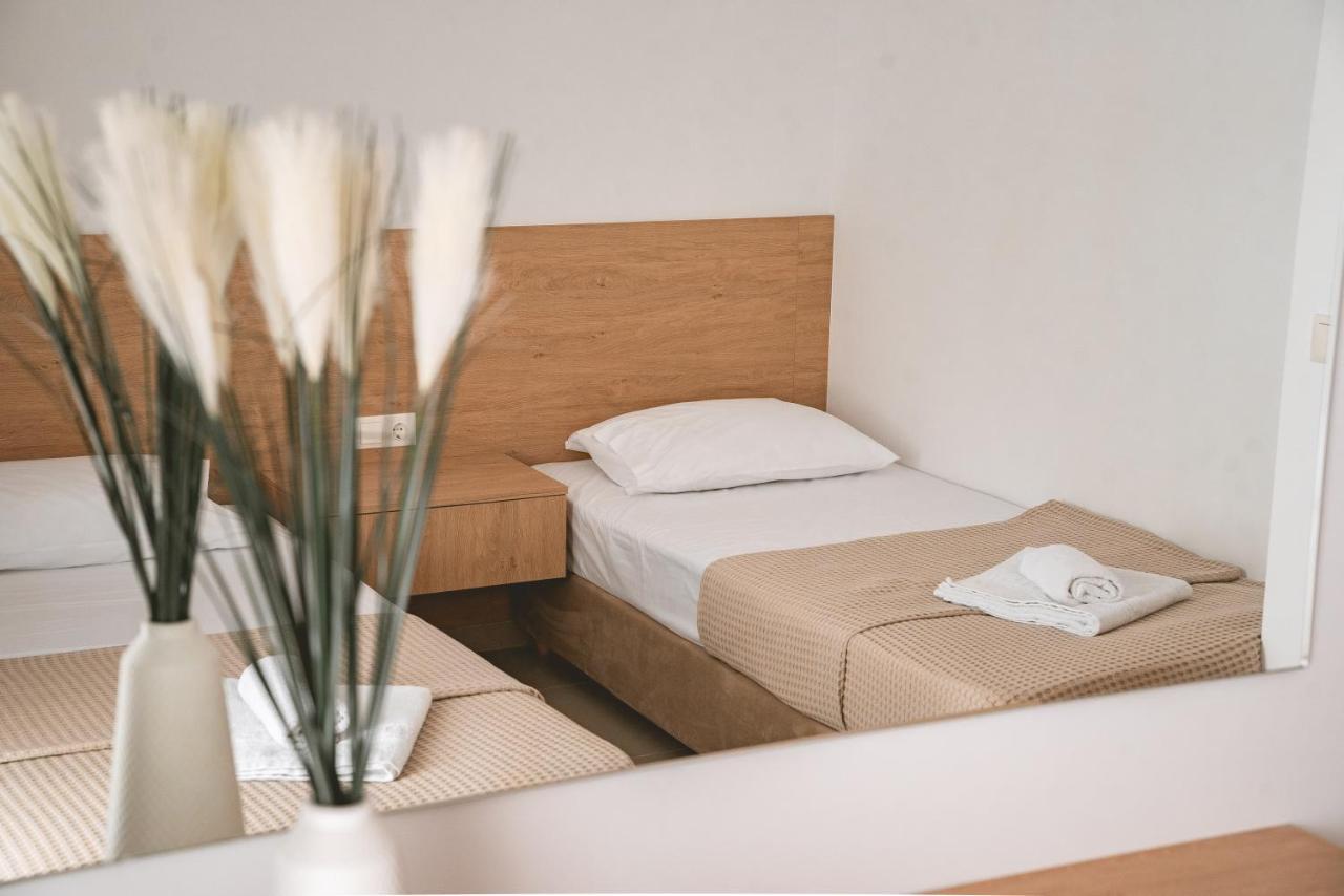Valentinos Apartments Kallithea  Eksteriør bilde