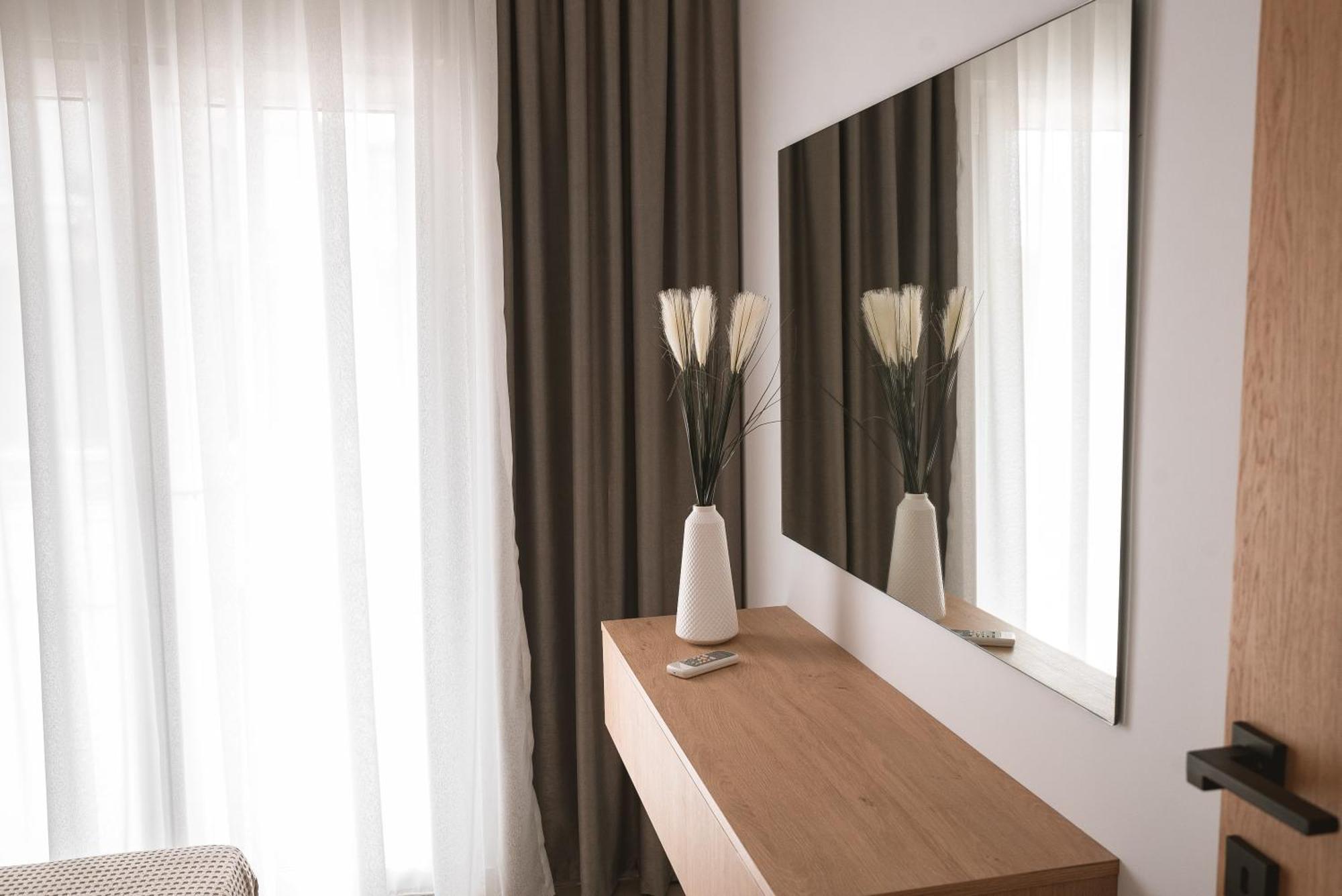 Valentinos Apartments Kallithea  Eksteriør bilde